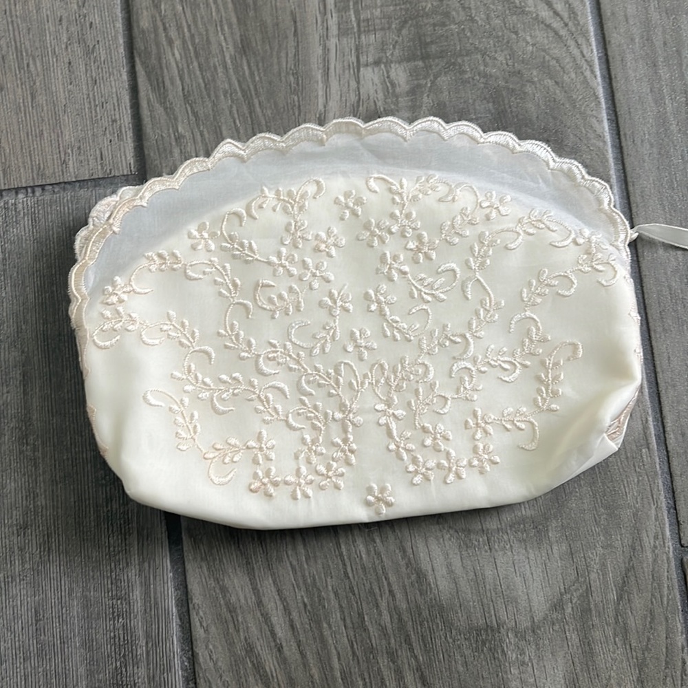 Vintage embroidered cosmetic pouch/ clutch